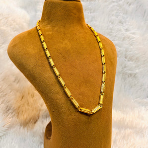 Aanandita Golden Appealing Chain