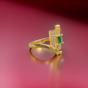 Aanandita Golden Green Diamond Ring