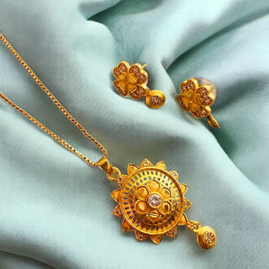 Aanandita Golden High Quality Designer sun Gold Pendent Chain