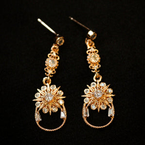 Aanandita Hanging Earring