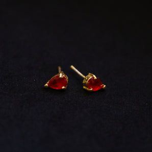 Red Beautiful Shape Golden Stud Earrings