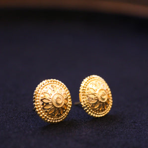 Aanandita Golden Old Fashion Earring