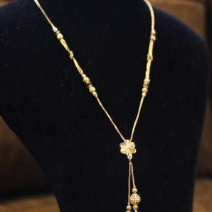 Aanandita Beautiful Gold Flower Dram Mangalsutra