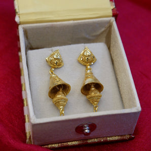 gold Look Jhumki