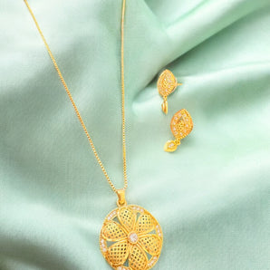 Aanandita Golden High Quality Sun Gold Pendent Chain