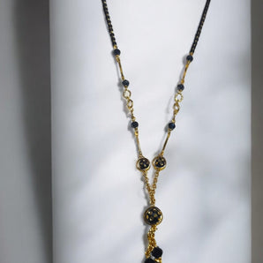 Aanandita short black beads mangalsutra