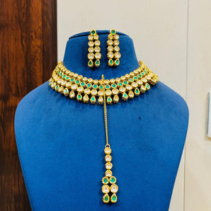 Aanandita gold Quality kundan heavy neckpiece