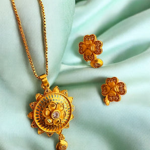 Aanandita Golden High Quality Designer sun Gold Pendent Chain