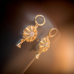 Aanandita Golden Designer Bali Earring