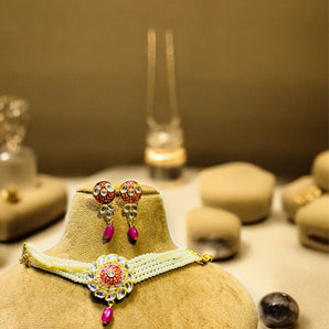 Aanandita Golden Partywear Necklace