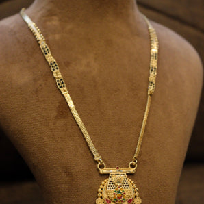 Aanandita Golden Shiny Mangalsutra