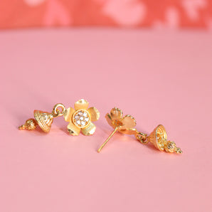 Aanandita Golden Bell Earring with Flower