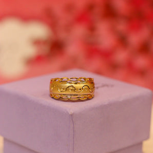 Aanandita Golden Beautiful Design Ring