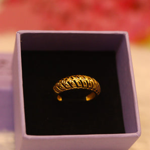 Aanandita Golden Waterproof Ladies Ring