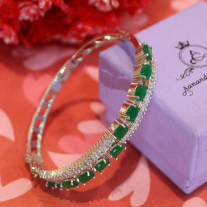 Aanandita Lovely Green Ad Bracelet