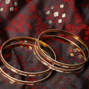 Aanandita Golden Attractive Bangles