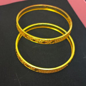 Aanandita Golden Traditional Designer Bangle