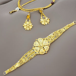 Aanandita Golden Elegant Partywear Necklace