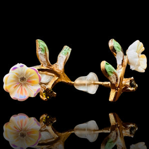 Aanandita Golden Designer Flower Earring