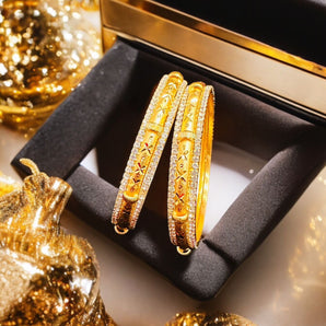 Aanandita Golden Amazing Queen Bangle