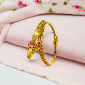 Aanandita Golden Premium Adjustable Bangle