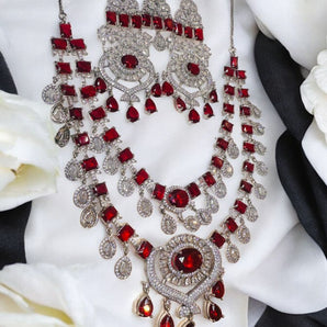 Aanandita Golden Bridal Necklace Set