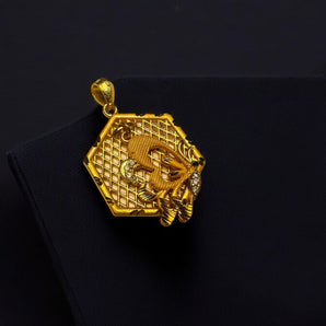 Aanandita Golden Delicate Pendent